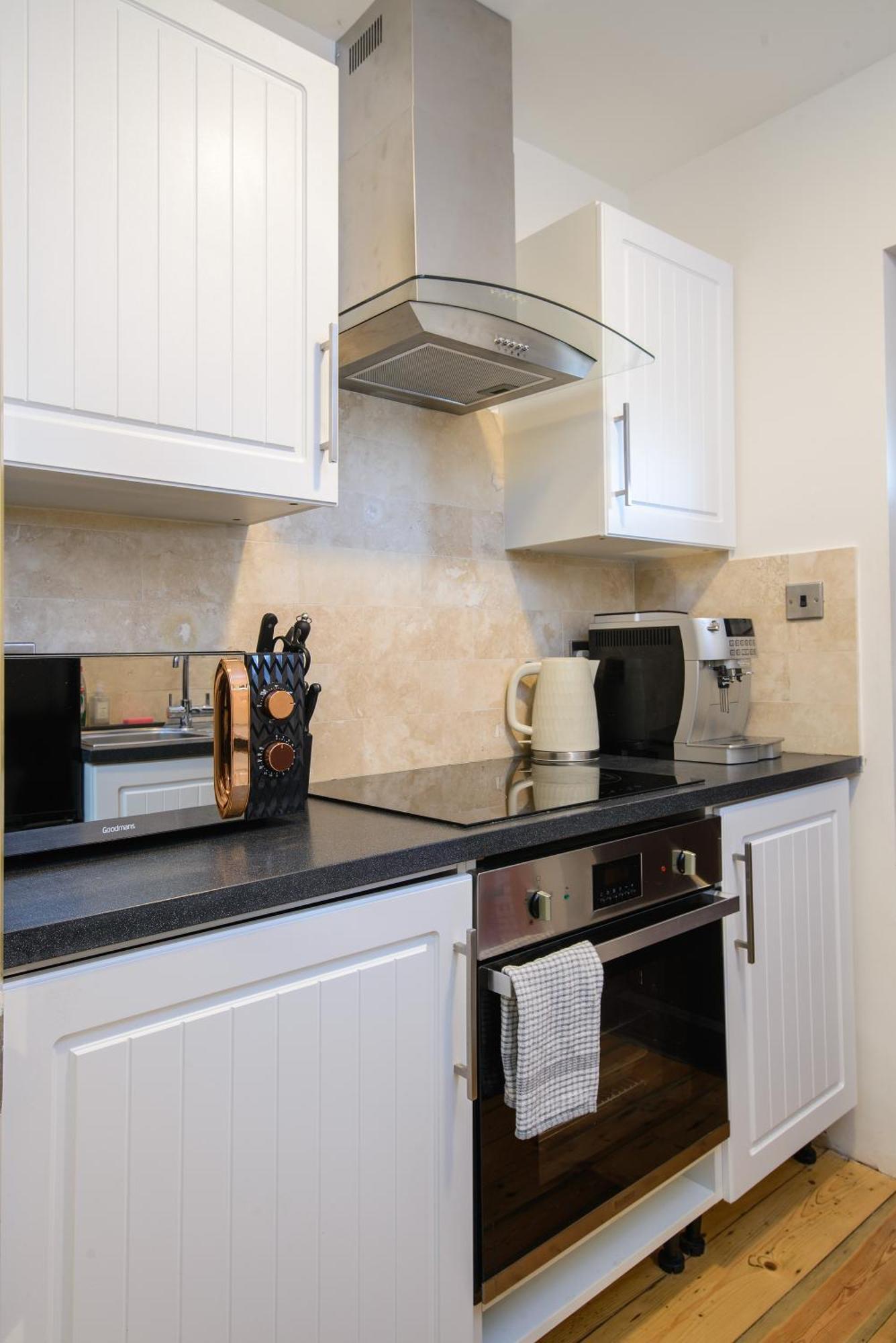 Deluxe 4 Or 5 Bed House With Hot Tub, Cinema Room Sleeps 15 سافرون والدن المظهر الخارجي الصورة