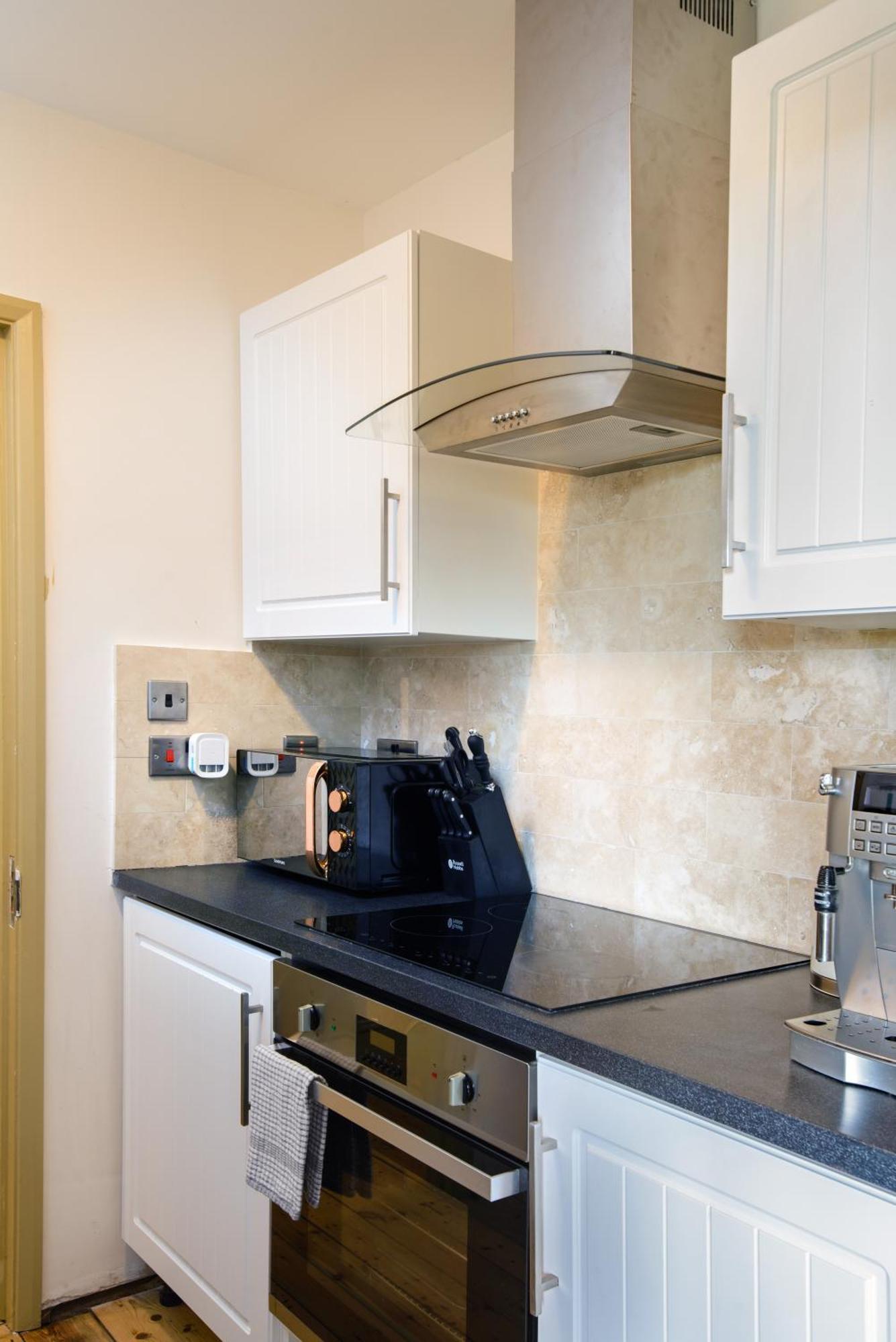 Deluxe 4 Or 5 Bed House With Hot Tub, Cinema Room Sleeps 15 سافرون والدن المظهر الخارجي الصورة